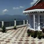 Darjeeling Villa Himalaya and its valley
