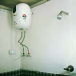 Bathroom-With-Gyser-at-Aritar