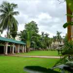 Shantiniketan-Luxury-Resort-Backyard