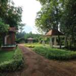 Choupahari-Resort-Main-Entrance