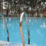 Jaldapara-Hotel-Swimming-Pool.