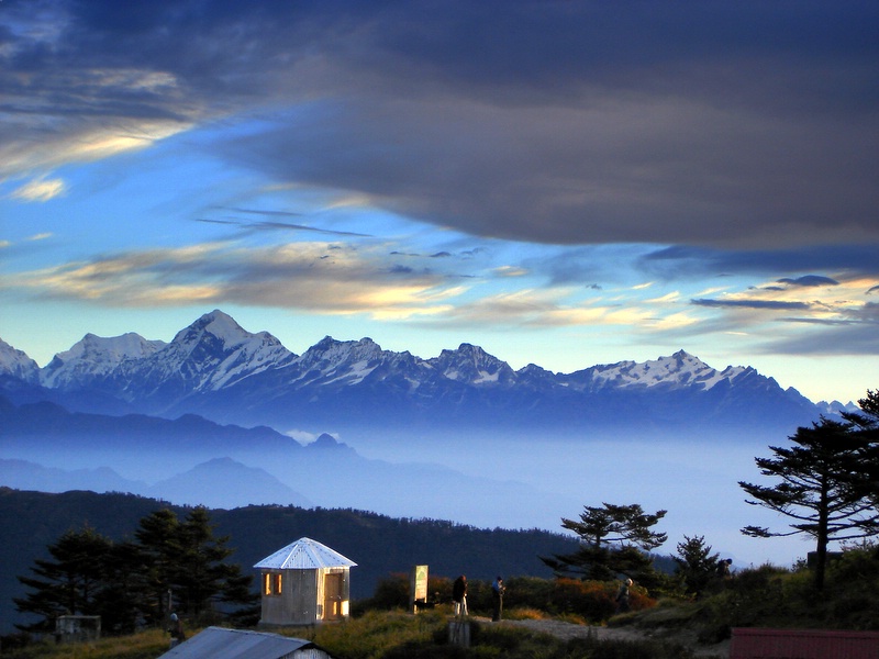 sandakphu trek from manebhanjan